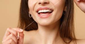 ¿Cómo usar el hilo dental para realizar una limpieza bucodental correcta?