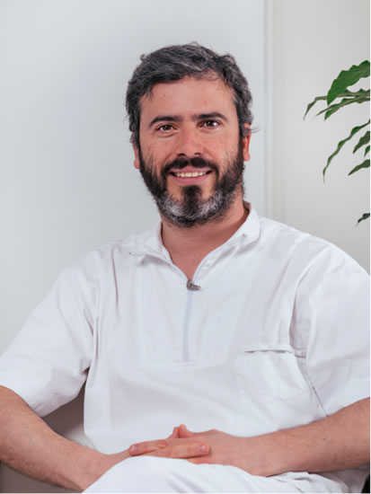 Clinicas Den - Nosotros - Dr Federico Margitic - Cirujano oral y periodontal