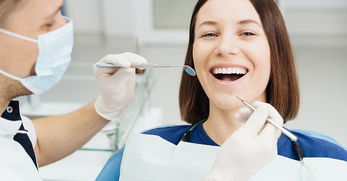Clínicas Den - ¿Qué tipos de ortodoncia existen y cuál es la mejor en cada caso?