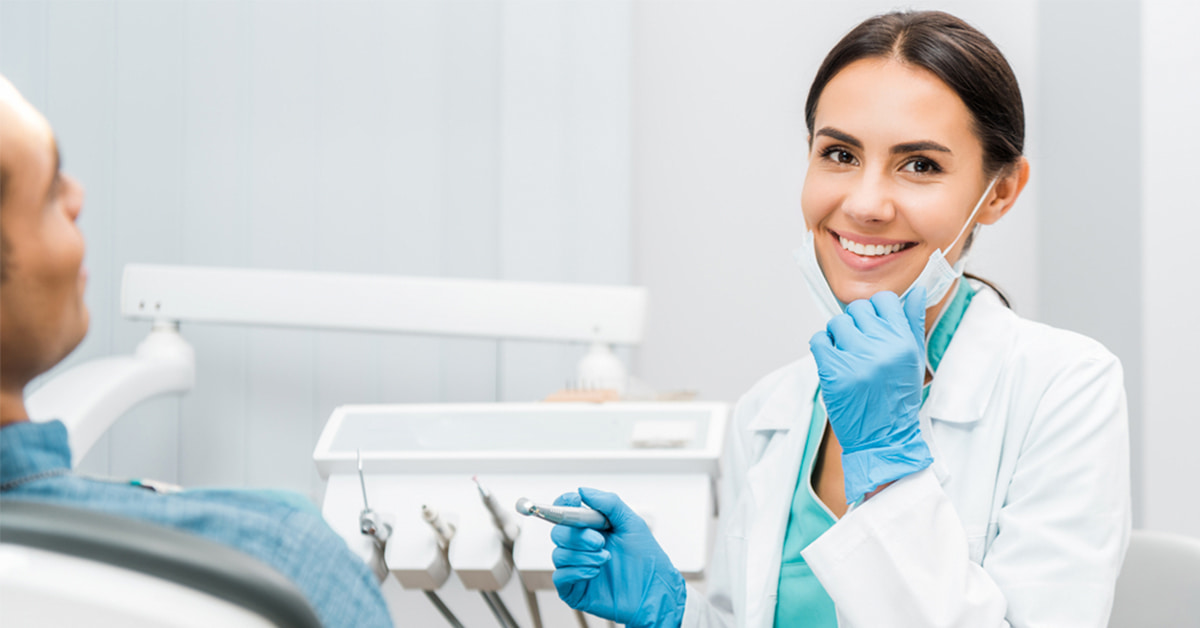 Clínicas Den - ¿Qué es una obturación dental y cuándo debe hacerse este tratamiento?