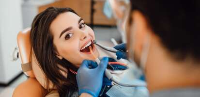 ¿Qué es la periodontitis y cómo curar o tratar esta enfermedad periodontal?