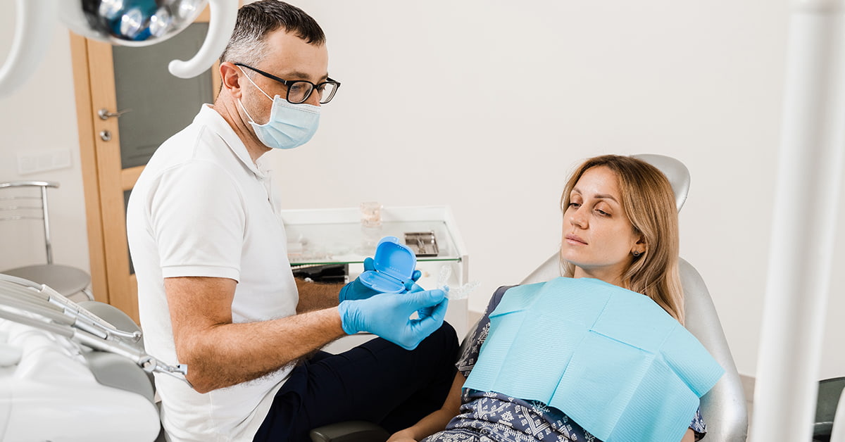 Clínicas Den - Recidiva ¿Qué significa y cómo evitarla en ortodoncia?