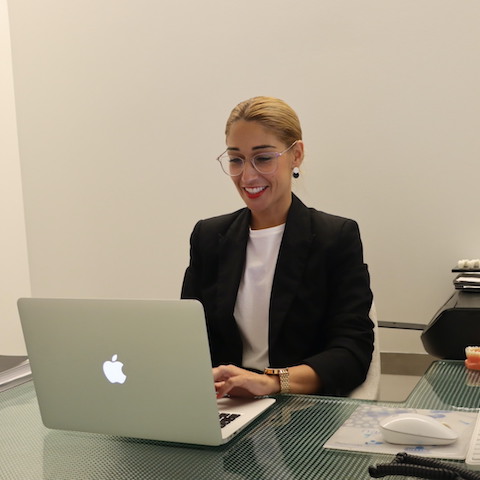 Leticia González Ruíz, Directora Comercial
