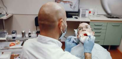 Implante o puente dental ¿Cuál es la mejor opción para mi caso clínico?