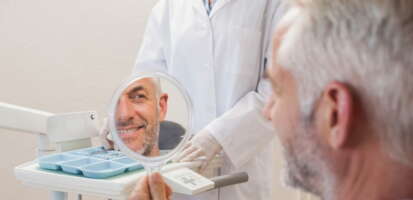 Material implantes dentales