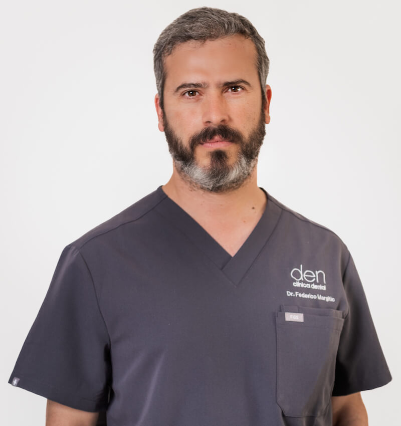 Dr. Federico Margitic Aluiz, especialista en Periodoncia e Implantes Dentales