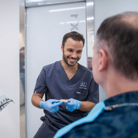 Dr. Ramón Serrat Barón, especialista en Prostodoncia y Rehabilitación oral