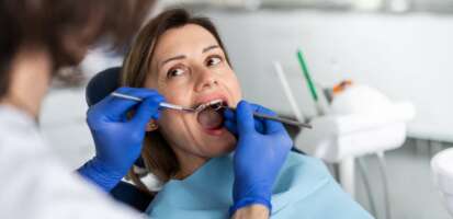 ¿Qué es la periodontitis, cómo frenar y curar esta enfermedad periodontal?