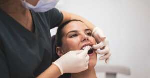 Cómo dejar apretar los dientes