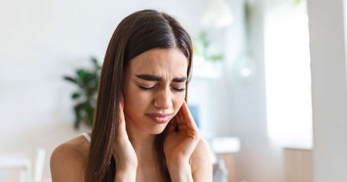 Clínicas Den - ¿Cuáles son las consecuencias del bruxismo no tratado en dientes, mandíbula y oídos? Clínicas Den - ¿Cuáles son las consecuencias del bruxismo no tratado en dientes, mandíbula y oídos?