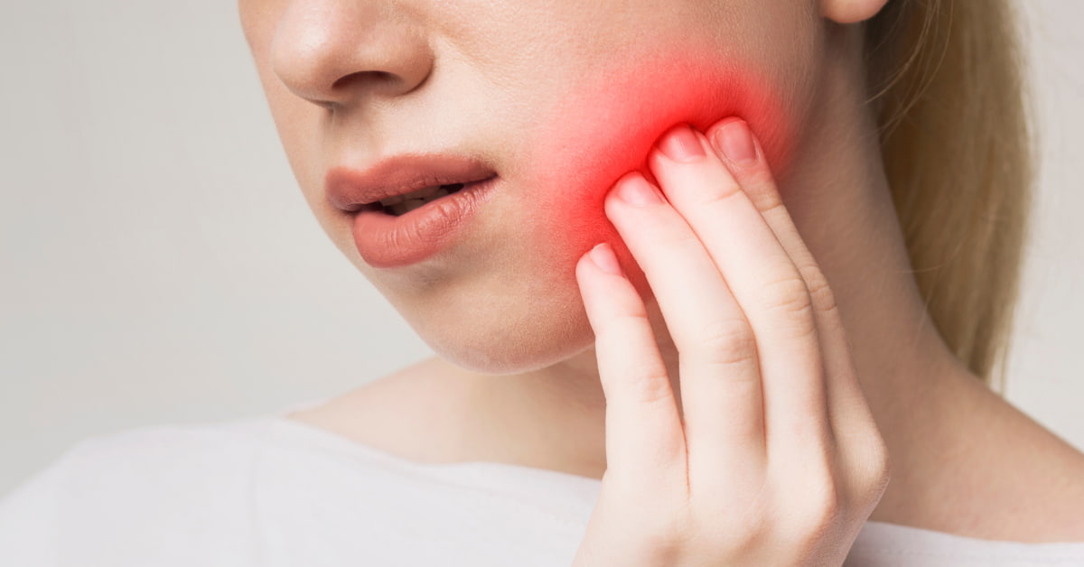 Clínicas Den - Trastornos de la articulación temporomandibular ¿Cuáles son sus causas, síntomas y tratamientos? Clínicas Den - Trastornos de la articulación temporomandibular ¿Cuáles son sus causas, síntomas y tratamientos?